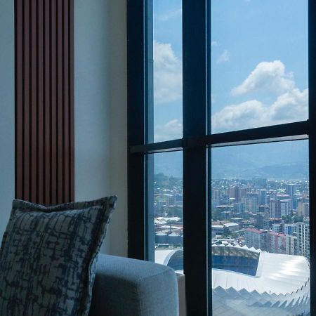 Season Suite Apart-Hotel Батуми Экстерьер фото